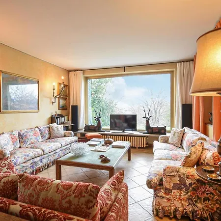 Stunning In With 4 Bedrooms And Wifi Casa de Férias