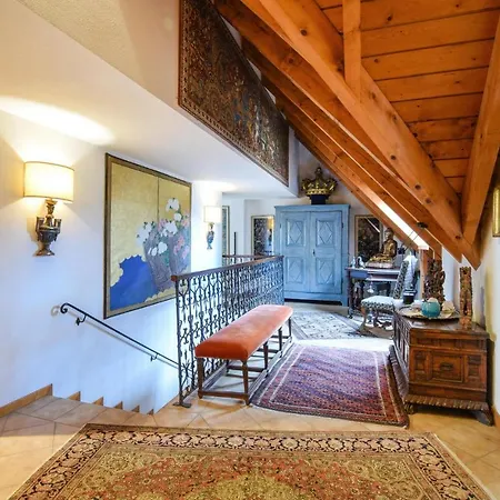 Stunning In With 4 Bedrooms And Wifi *